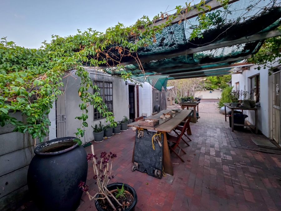 4 Bedroom Property for Sale in Sunridge Western Cape